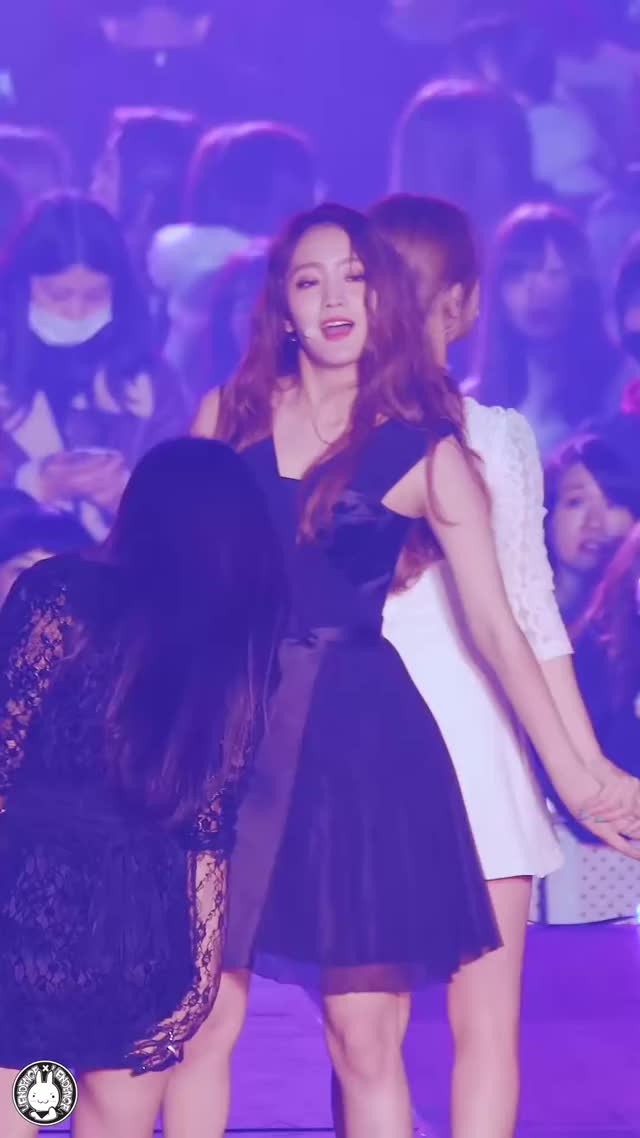 (G)I-DLE - Miyeon 181128 yt-cGYLHz041Yw-04