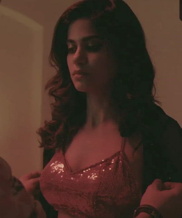 Aditi Pohankar - Boobs