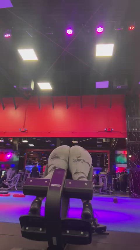 Big Booty Latina 🇲🇽 at the Gym 