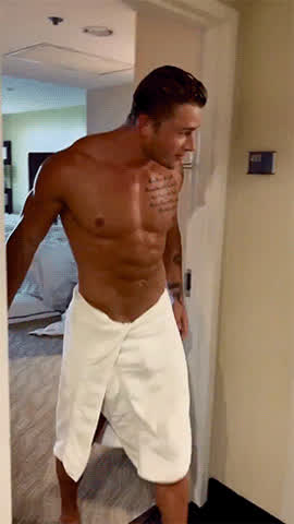 bubble butt gay hotel naked towel gif