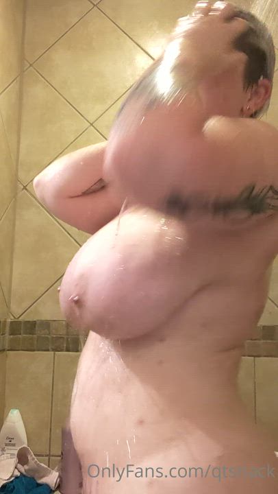 Big Tits Natural Tits Pawg Short Hair Shower Thick Wet gif
