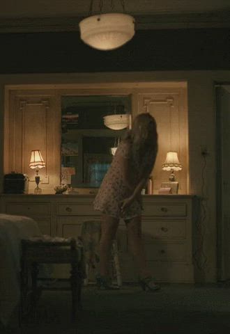 ass kiernan shipka legs gif