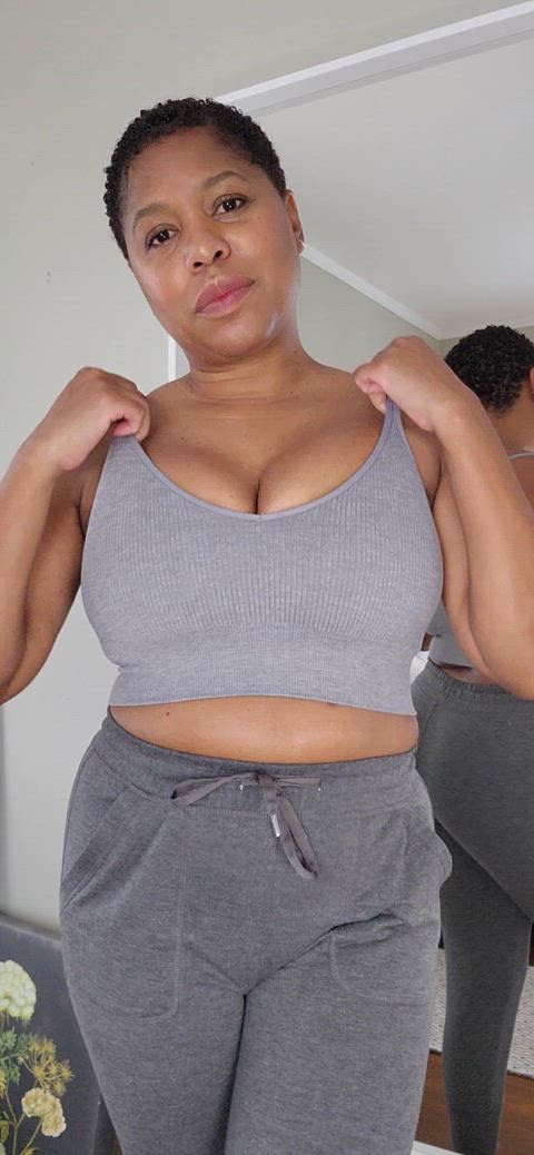 big tits clothed cumshot milf onlyfans bigtits onlyfans-creators gif