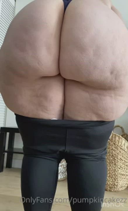 Big Ass Bubble Butt Leggings gif