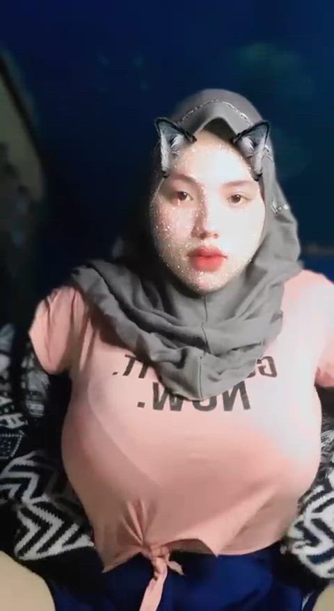 big tits hijab solo gif