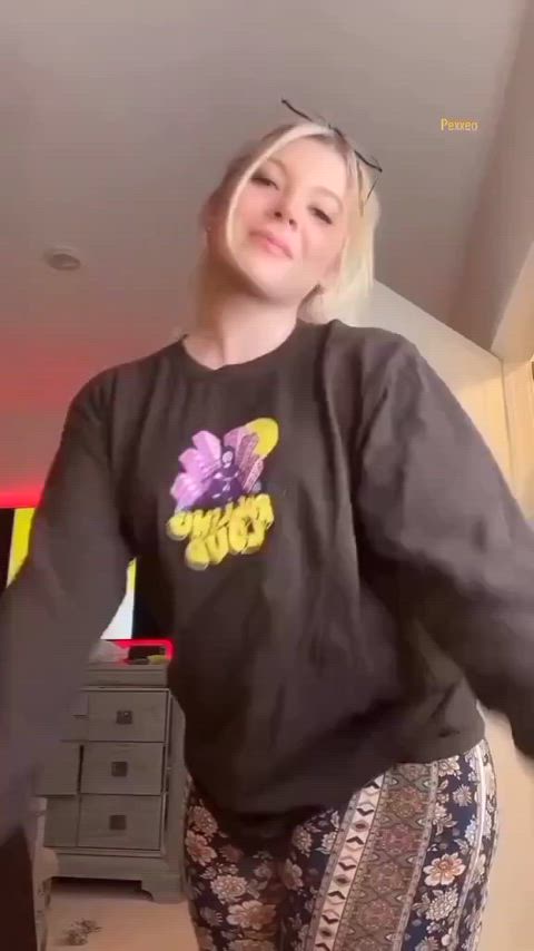 amateur ass bbw big ass blonde booty leggings pawg thick twerking gif