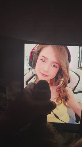 Pokimane once again receiving my hot load