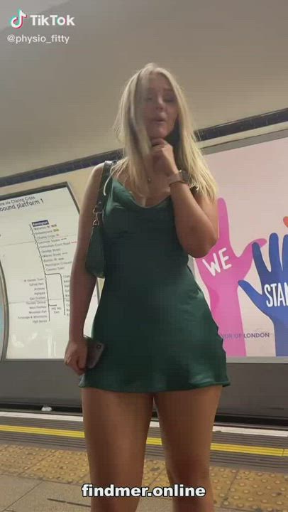 Amateur Blonde Boobs Booty Dancing Dress German Homemade Teen TikTok Tits Twerking