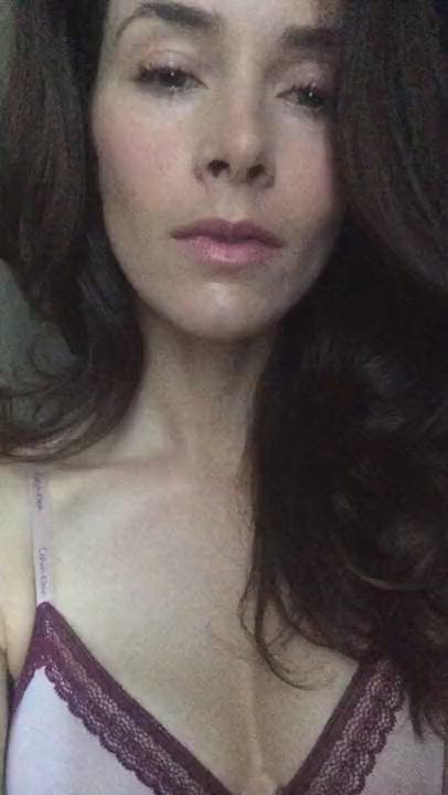 [/R/Nsfw_xxvids] - Abigail Spencer Masturbating