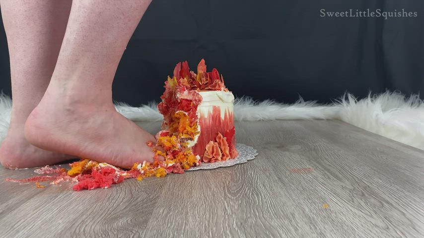 Feet Food Fetish Foot Fetish Messy Wet and Messy gif
