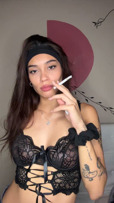 cute fetish fetishdomina latina lipstick fetish onlyfans pretty smoking tik-tok gif