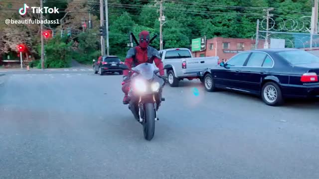 My man ? #deadpool #bmw #s1000rr #ohdeardeadpool