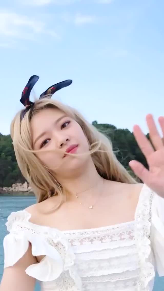 TWICE Jeongyeon