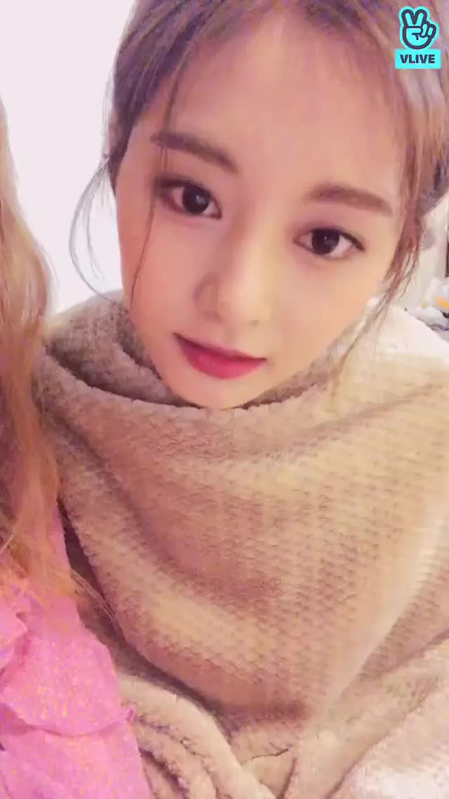 74. Twice - Tzuyu