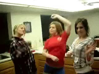 Drunk Girls House Party