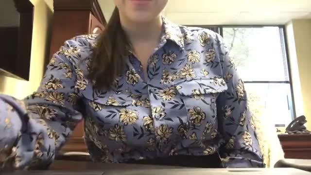 Flashing my Boobs at the Office - Pornhub.com