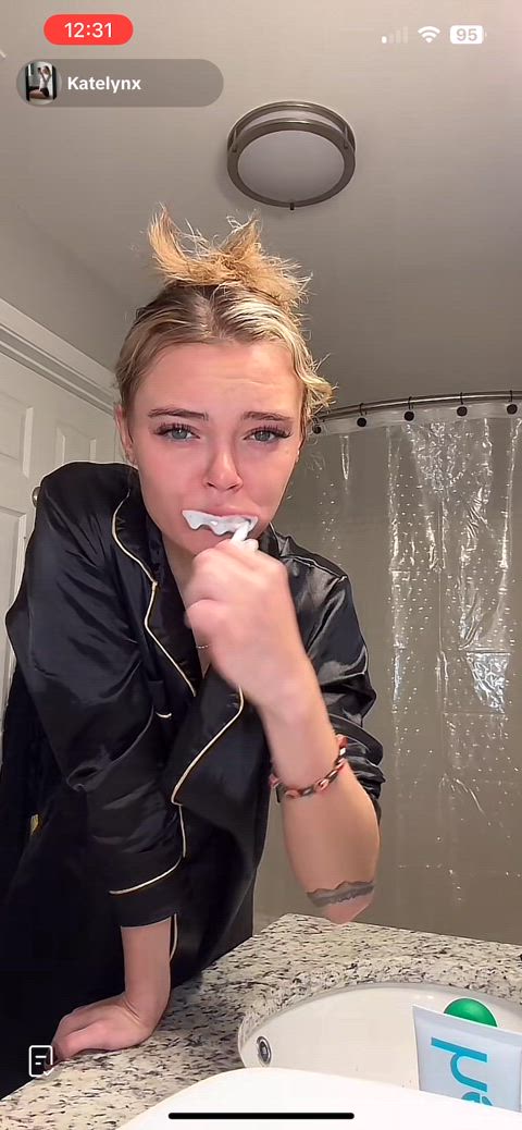 downblouse nsfw tiktok gif