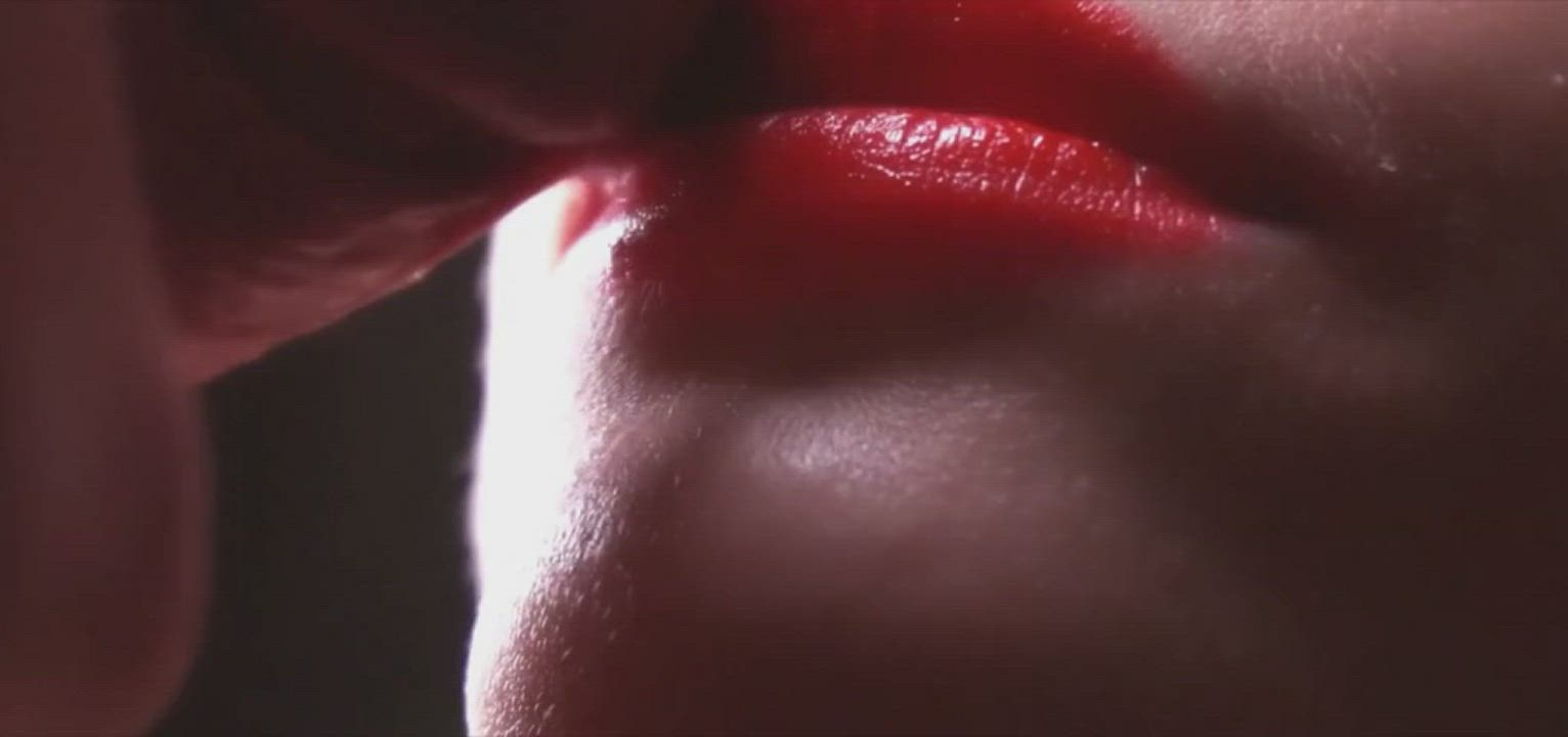 Big Dick Blowjob Close Up Cum Cum In Mouth Lips Lipstick Fetish Sucking gif