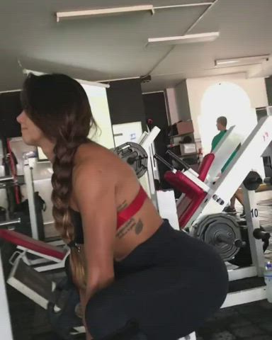 ass brunette latina gif