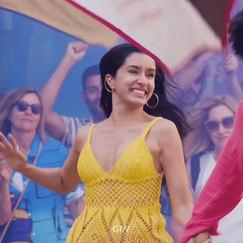 Shraddha Kapoor bouncing tits