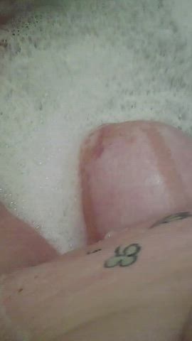 amputee bathtub legs gif