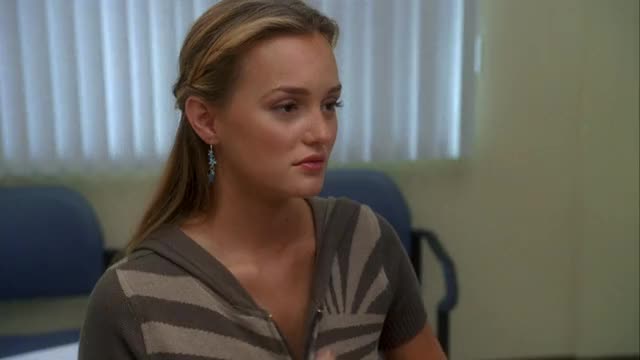 Leighton Meester gif