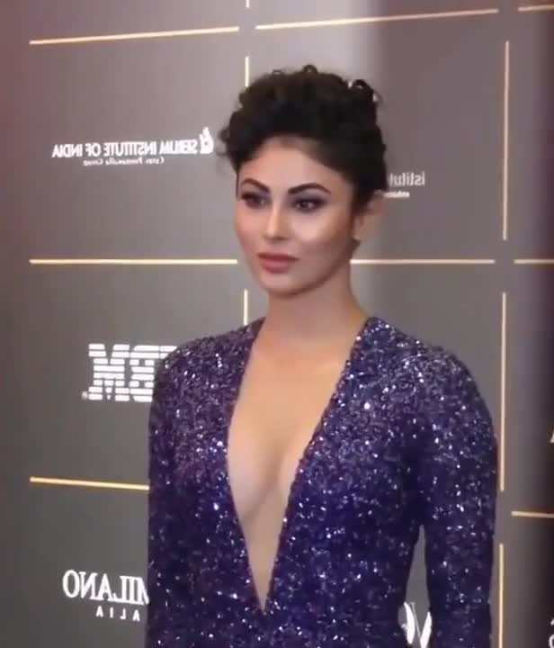 Mouni Roy