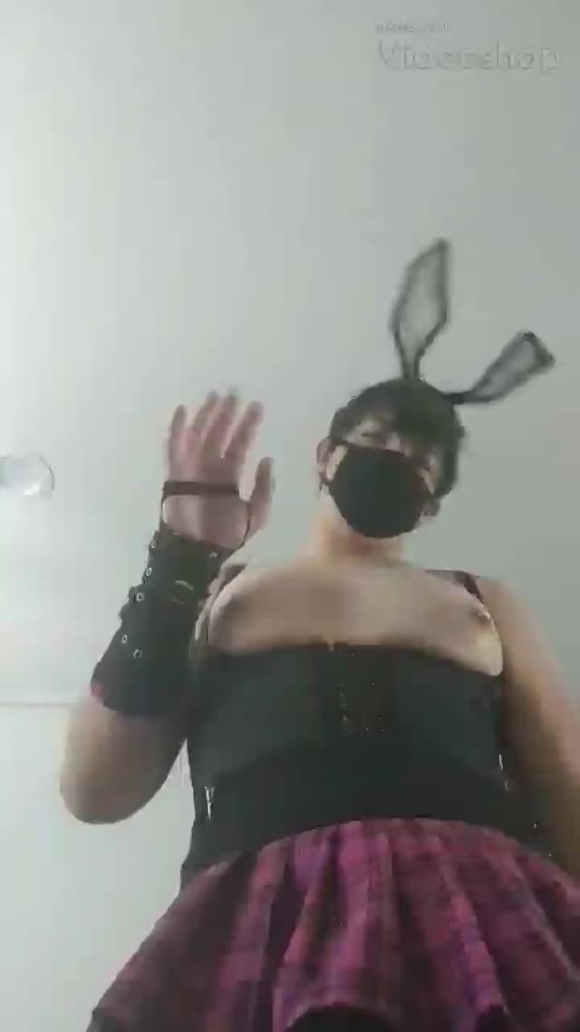 Dominatrix Bunni