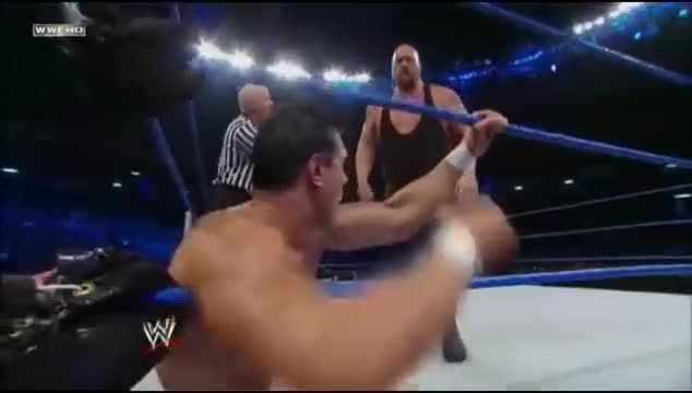 Alberto Del Rio w/ Ricardo vs Big Show