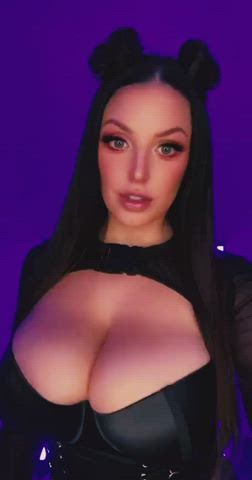 Angela White Big Tits Busty Cosplay Cute JAV MILF Mature OnlyFans gif