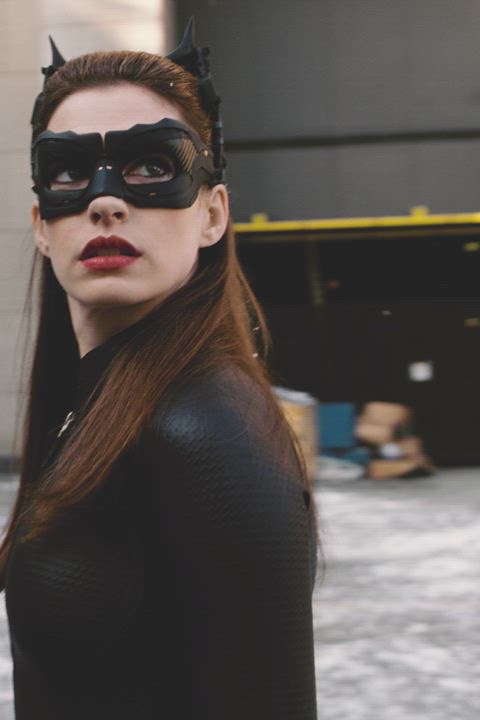 Anne Hathaway - The Dark Knight Rises - Batpod Booty UHD (NN)