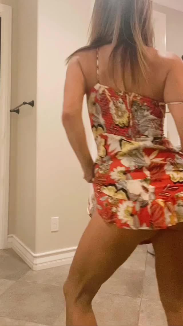 More sundress + pussy slap because why not? ?