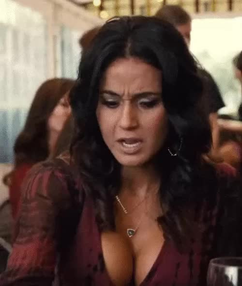 Emmanuelle Chriqui