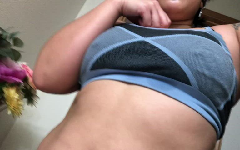 Who else loves post workout titty drops;)