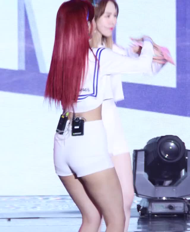 Red Velvet Joy's Ass