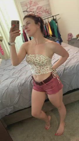 Body Non-nude Tits White Girl gif