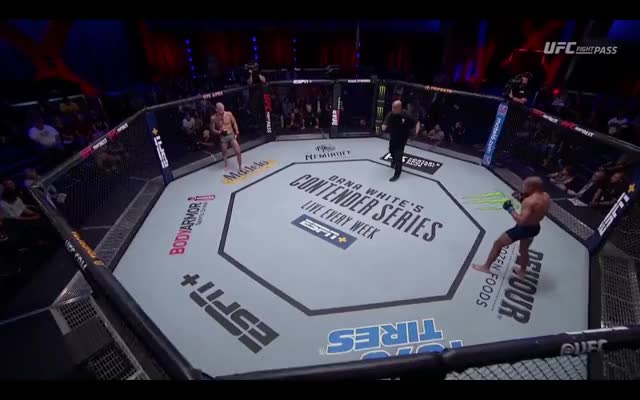 Rodriguez |Gravely| Masvidal flying knee fail