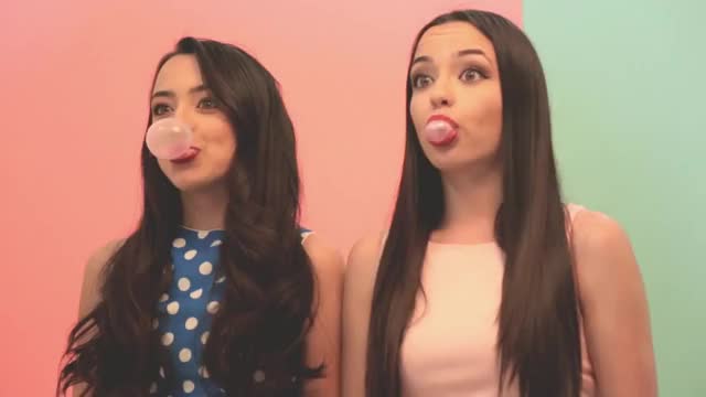 Merrell twins shoot (BTS) rare video! ❤ bubblymerrell