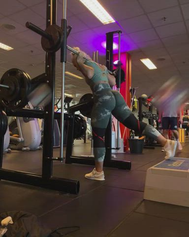 ass blonde european gym legs norwegian pawg scandinavian workout gif