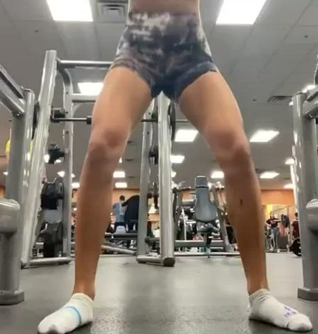 Checking out my form (23F)