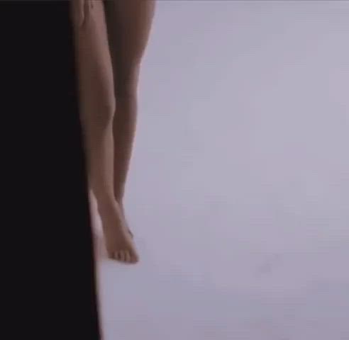 Emily Ratajkowski Model Tits gif