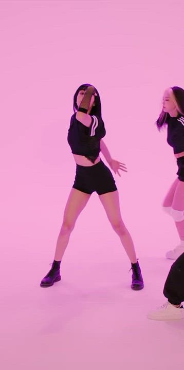 Lisa of BLACKPINK. Love this part of the dance video