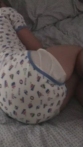 babysitter diaper mom gif