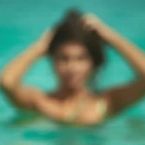 Marathi Mulgi Sharvari Wagh cha bikini Avatar 💦💦