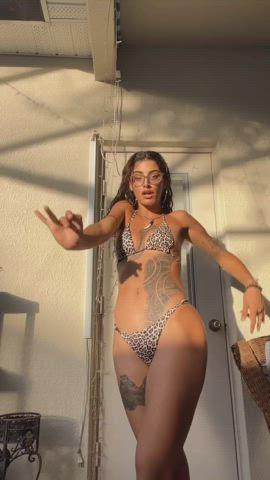 australian bikini booty cleavage glasses perky tattoo tits turkish gif