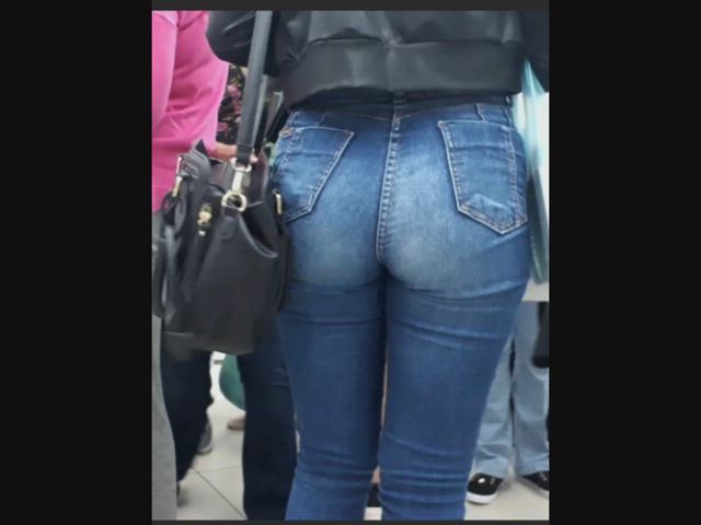 ass big ass booty fetish voyeur tight jeans candid hidden camera gif