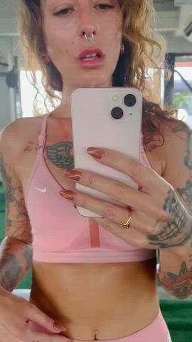 curly hair fit fitness gym leggings milf tattoo tattooed yoga yoga pants gif