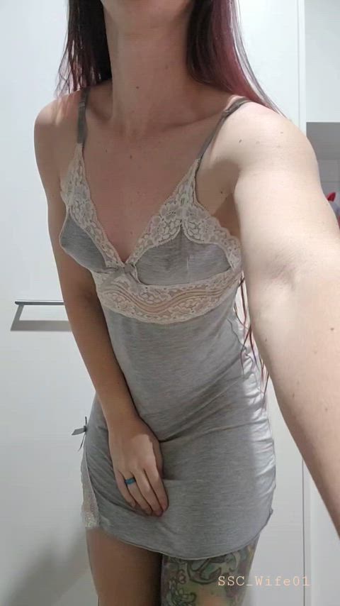 Little morning strip with a cheeky smile (f)