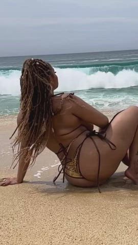 ass beach big ass big tits bikini ebony huge tits thick wet gif