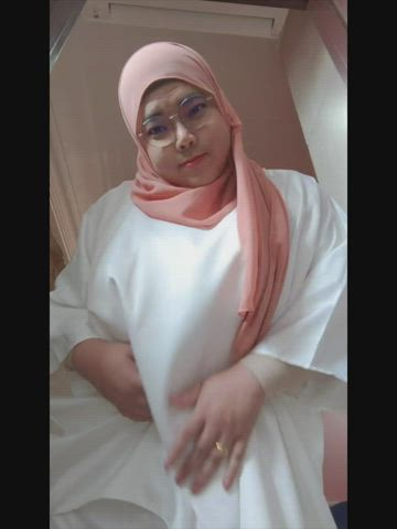 amateur asian ass big tits hijab muslim gif